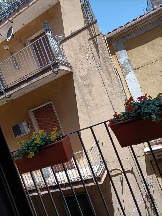Residenza La Vecchia Cattedrale Katania Zewnętrze zdjęcie